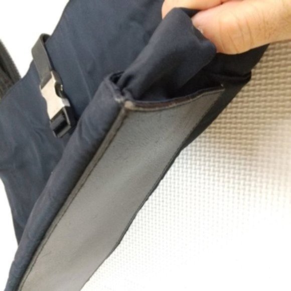 Prada Nylon Tessuto Tote Bag w/Guarantee Card💥PRICE DROP💥 - Picture 9 of 15